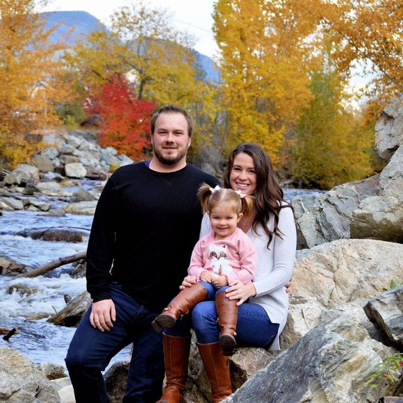 Meet your Posher, Alix - Picture 1 of 1